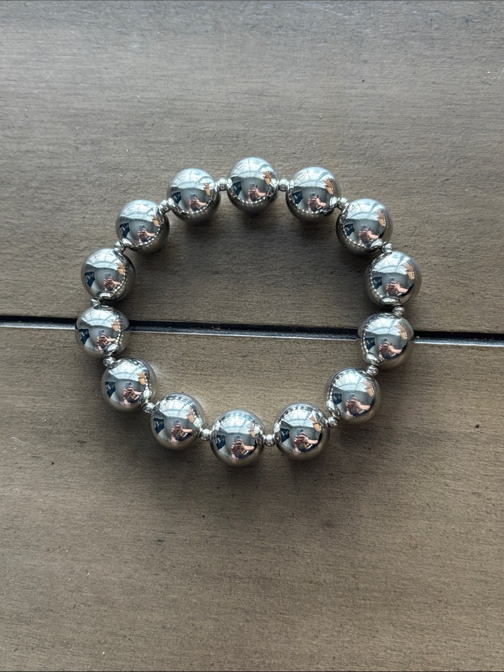 774. Plunder Silver Tone Large Bead Stretch Bracelet - Size 7 Hypoallergenic NEW